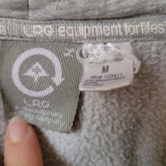 LRG Sweater - Picture 3 of 4